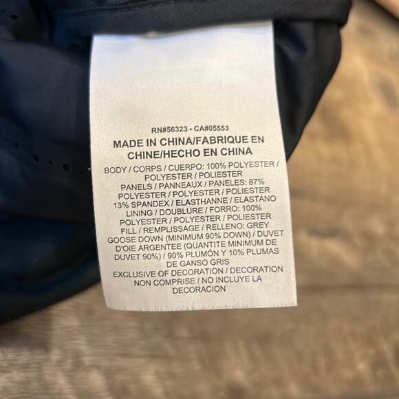 Nike Women's Aeroloft Down Fill Running Jacket, Black, Size L - Picture 8 of 8